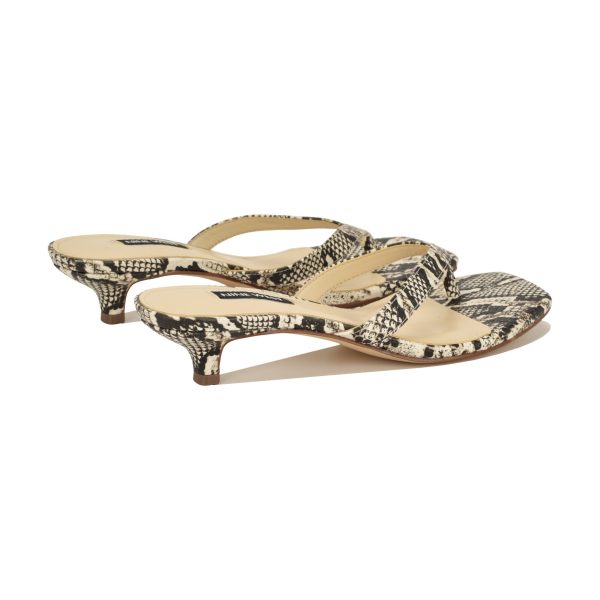 Cassa Thong Kitten Heel Sandals - Image 3